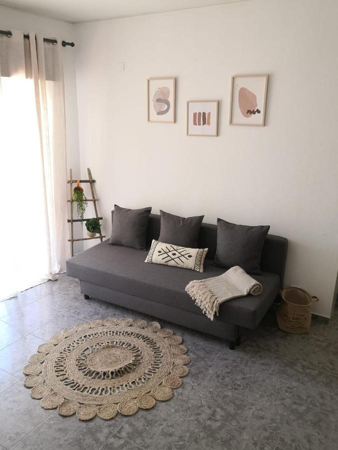 Sisters Beach House - Sea View อาร์มาซอง เด เปรา ภายนอก รูปภาพ