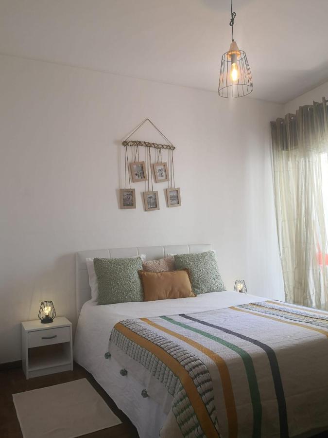 Sisters Beach House - Sea View อาร์มาซอง เด เปรา ภายนอก รูปภาพ